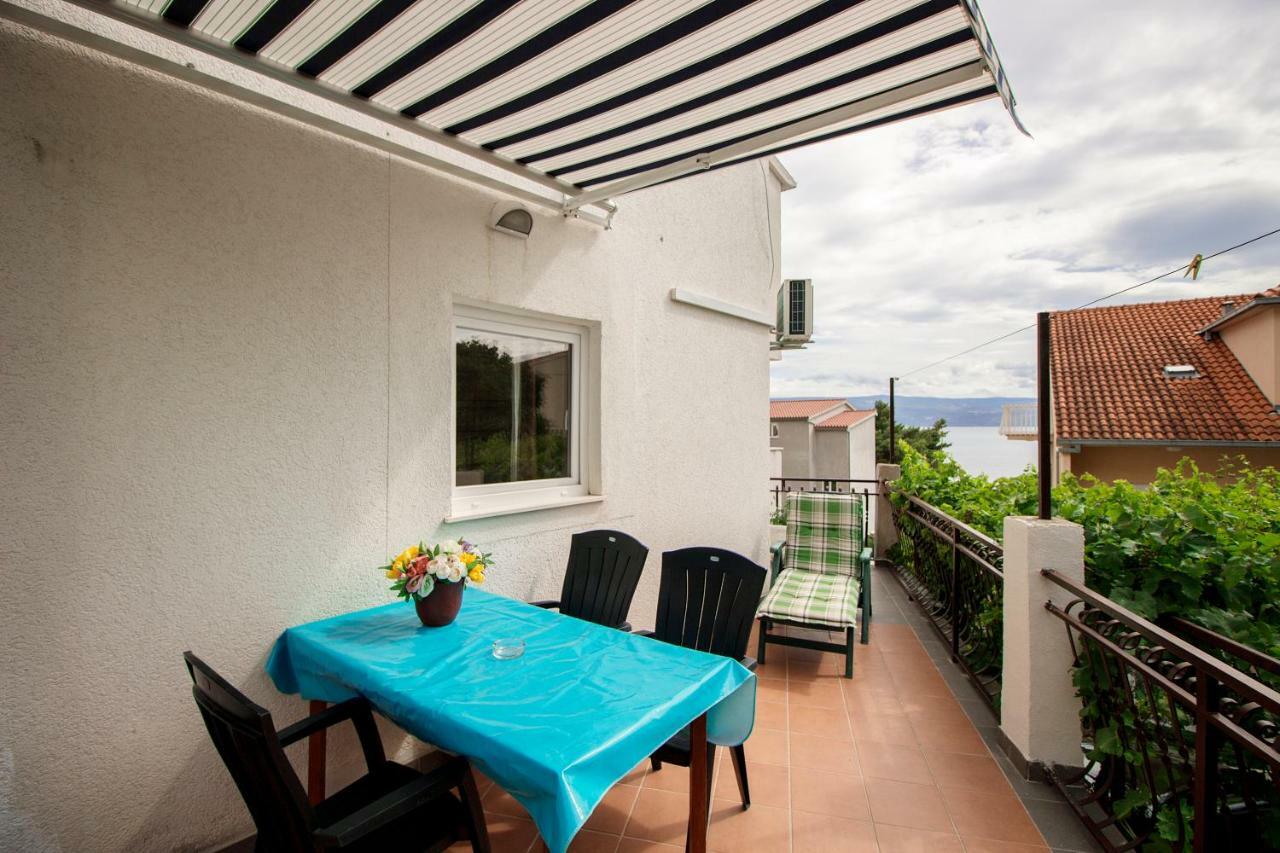 Mrkonjic Branko & Marija Apartmani Omiš Exterior foto