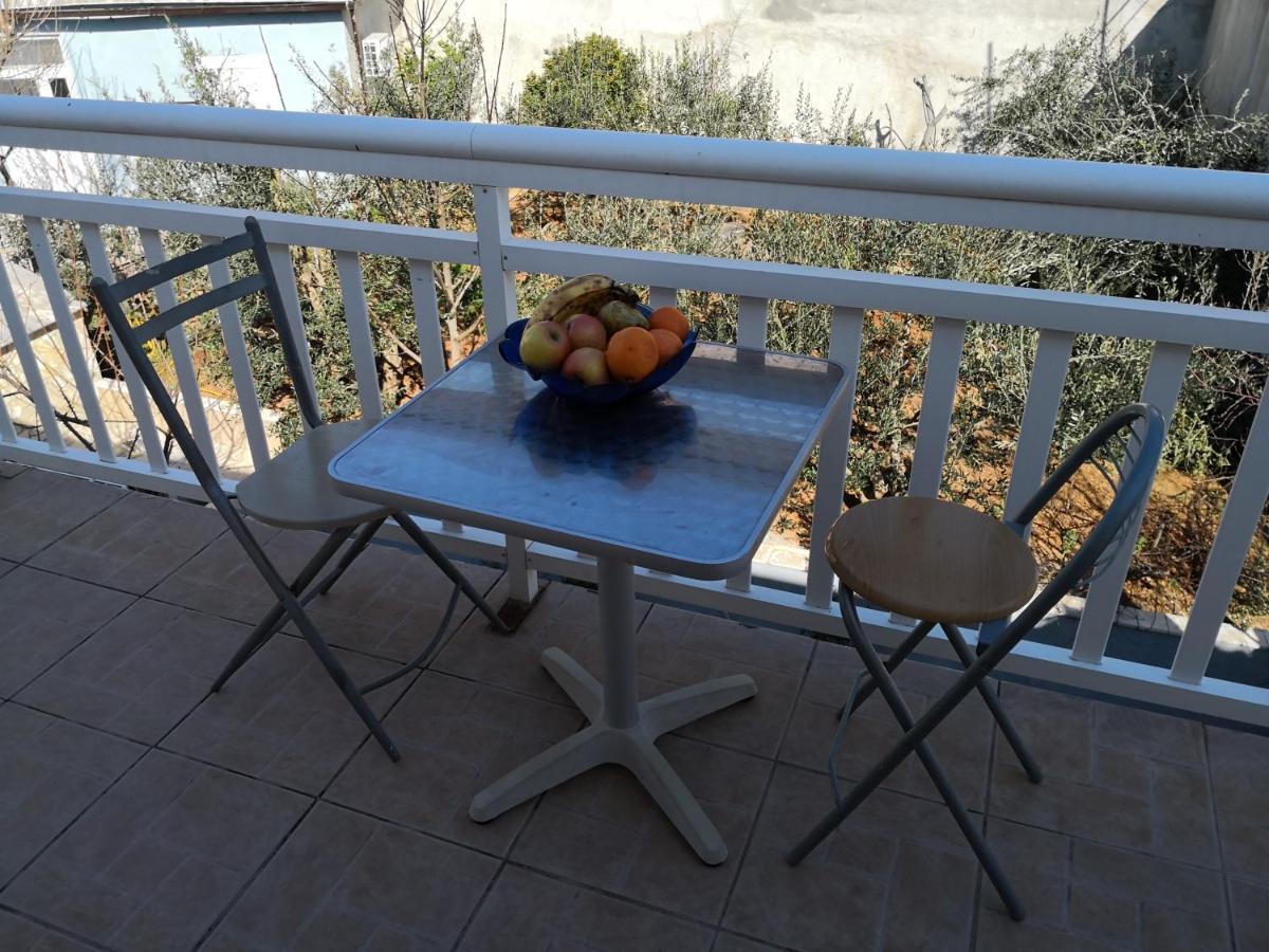 Mrkonjic Branko & Marija Apartmani Omiš Exterior foto